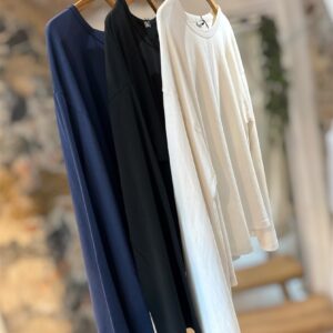 T-shirt maniche svasate